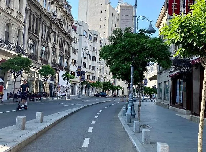 Ultracentral - Pe Calea Victoriei *