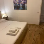 Ultracentral - Pe Calea Victoriei Apartmán