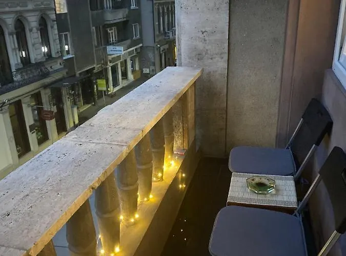 Ultracentral - Pe Calea Victoriei * Bukarest