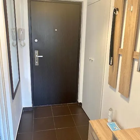 Ultracentral - Pe Calea Victoriei * Бухарест